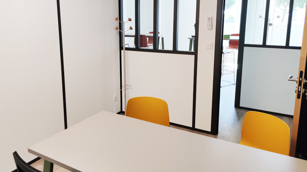 🤝 Bureaux privés et salles de réunion
