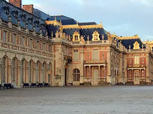 Pourquoi choisir un garde-meuble en Île-de-France ?